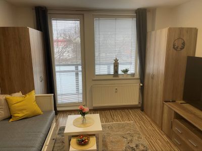 FOX - garsónka aj so zariadením na Coburgovej ul. * kompletná rekonštrukcia * 