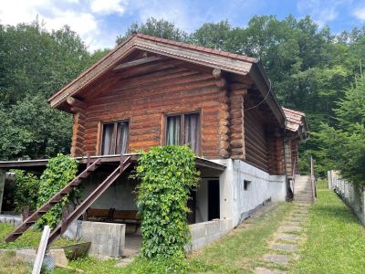 FOX – Zrubový dom * Lošonec * NOVOSTAVBA * krásny pozemok pri lese s veľkosťou 1205 m2 - 1