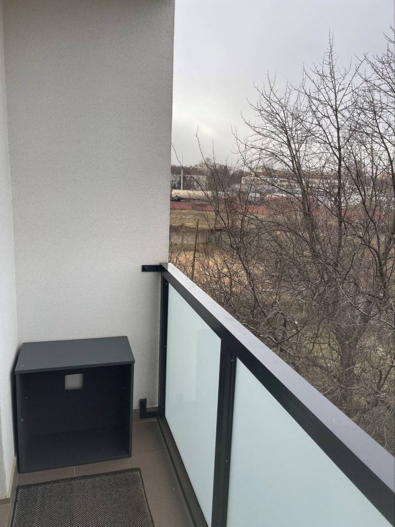 FOX - garsónka aj so zariadením na Coburgovej ul. * kompletná rekonštrukcia * - 10