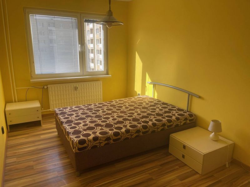 FOX - PRENÁJOM * 2 izbový byt * Na hlinách * loggia - 2