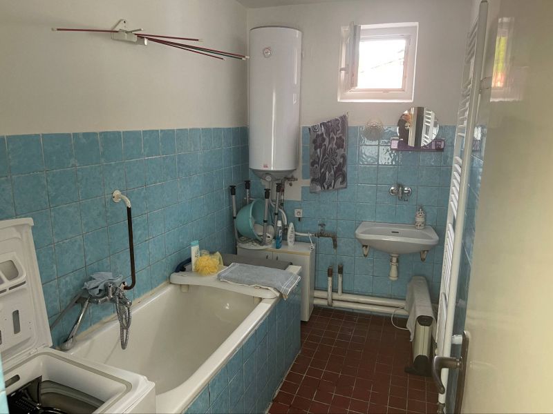 FOX - Rodinný dom Opoj, okres Trnava – 4 izby, pozemok 738 m², garáž a hospodárske stavby - 3