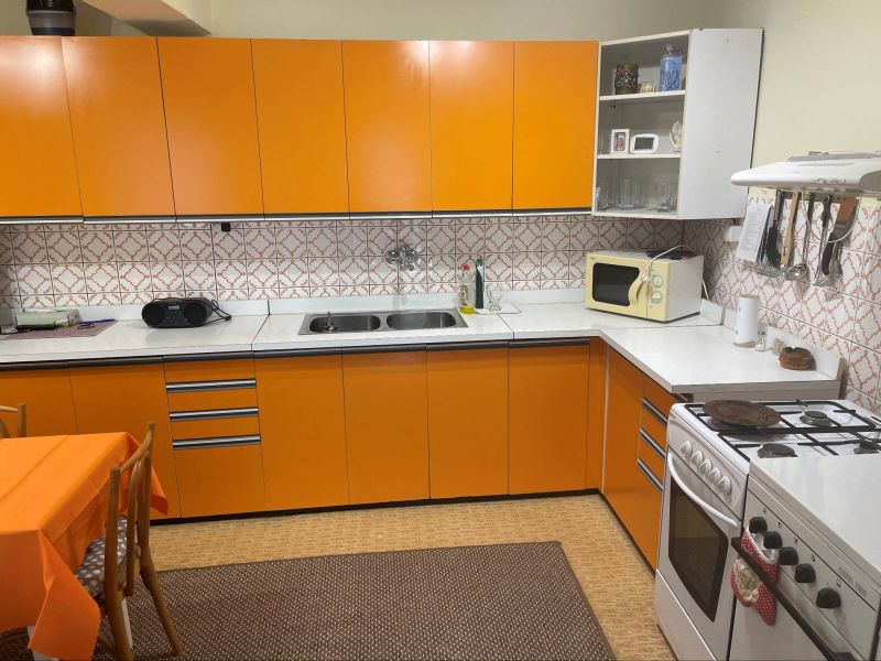 FOX - Rodinný dom Opoj, okres Trnava – 4 izby, pozemok 738 m², garáž a hospodárske stavby - 2
