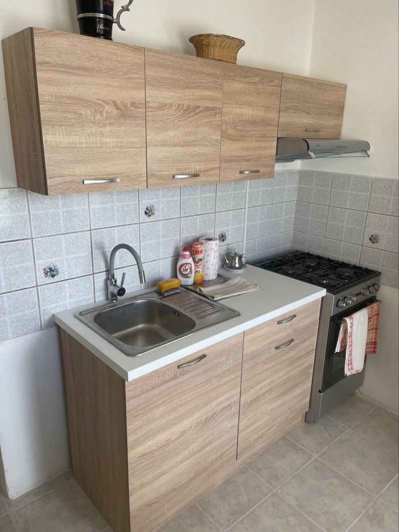 FOX - PRENÁJOM * 2 izbový byt * Na hlinách * loggia - 5