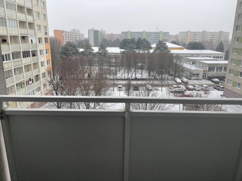 FOX - * 3 izbový bezbariérový byt v pôvodnom stave s loggiou, 2 x výťah * Mozartova ulica - 10