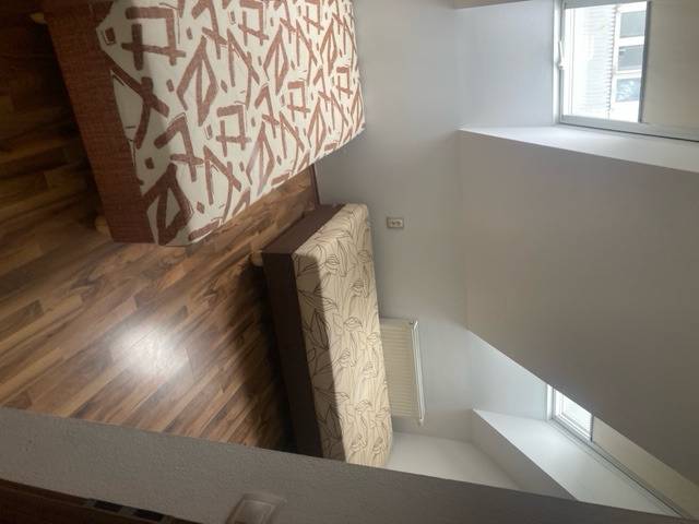 FOX - PRENÁJOM * 3 izbový byt * Vajanského ulica * centrum mesta * - 12