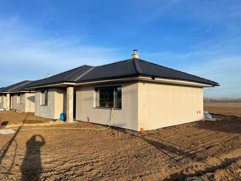 FOX - NOVOSTAVBY RD s exkluzívnym výhľadom * Smolenice * rezidenčná lokalita * pozemok 524 m2 - 5