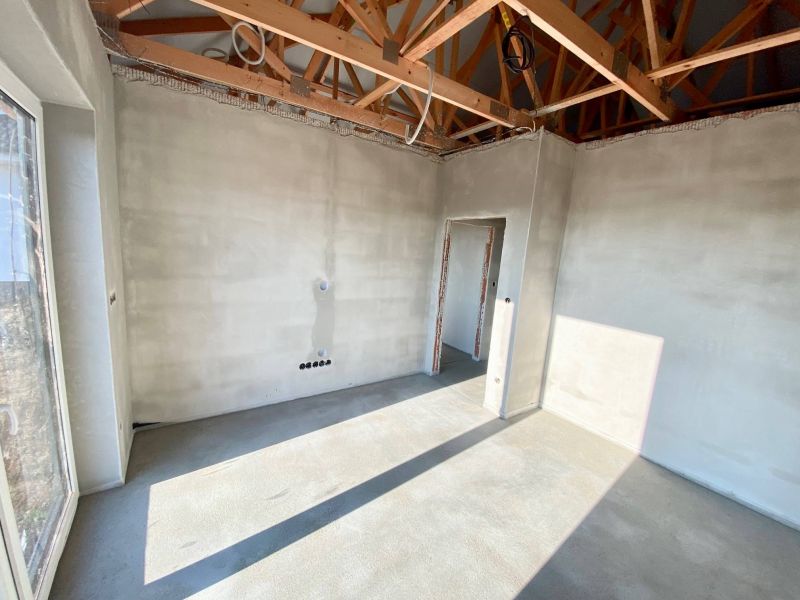 FOX * 4 izbový rodinný dom typ / Bungalov / v štádiu HOLODOM * pozemok 570 m2 * Šúrovce - 12