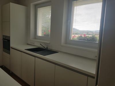FOX - REZERVOVANÉ * rodinná vila * Nové Mesto n. Váhom * novostavba na veľkom pozemku* bazén * krásne prostredie - 20