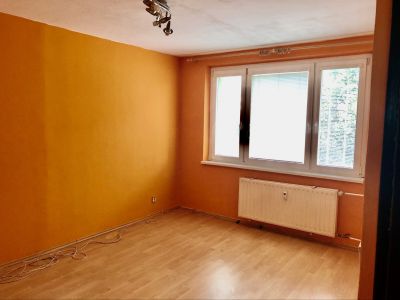 FOX - svetlý 3 izbový byt s loggiou * čiastočná rekonštrukcia * Jiráskova - 5