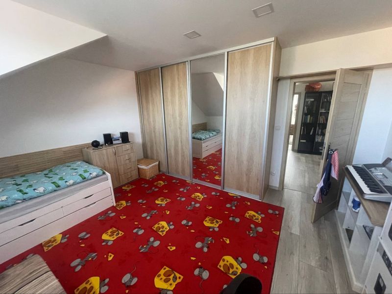 FOX - Rodinný dom s potenciálom viacgeneračného bývania v Trstíne - 4