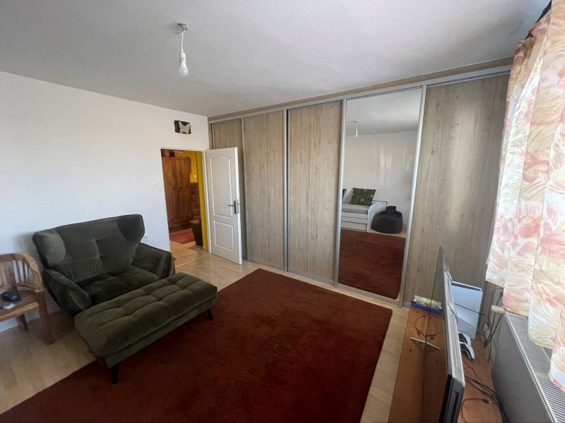 FOX - Rodinný dom s potenciálom viacgeneračného bývania v Trstíne - 15