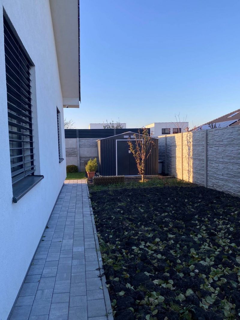 FOX - NA PREDAJ – Moderný 5-ročný rodinný dom v novej lokalite, Lehnice (okr. Dunajská Streda) - 18