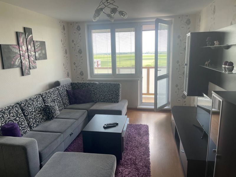 FOX - * 3 izbový byt so zariadením * Jiráskova ulica * - 2