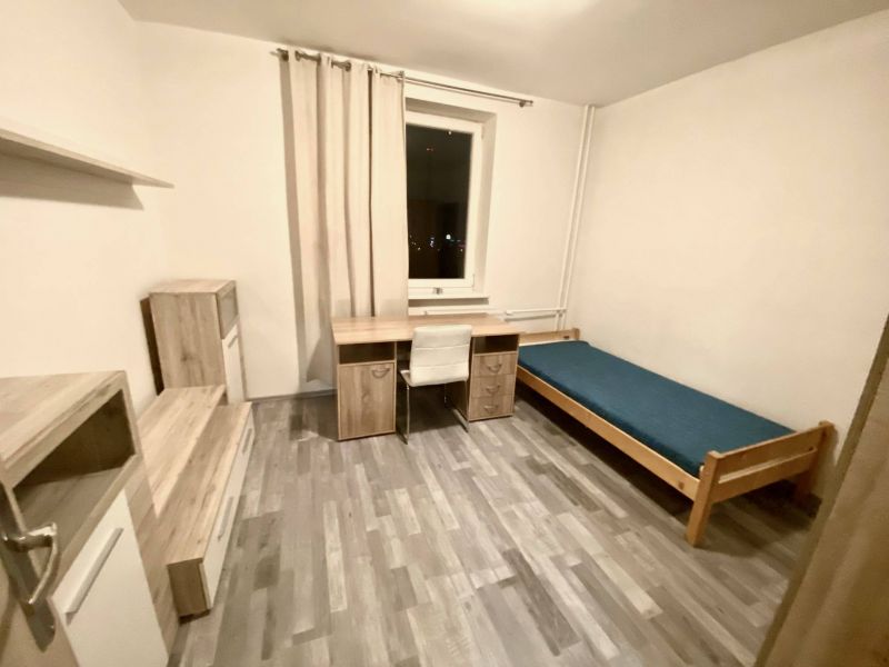 FOX * Zariadený 3 izbový byt po rekonštrukcii s loggiou, parkovacie státie * Koniarekova - 11