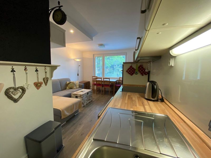 FOX - PRENÁJOM * 2,5 izbový byt * Prednádražie * kompletná rekonštrukcia * zariadený - 3