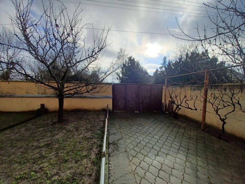 FOX - REZERVOVANÝ * 4 izobvý rodinný dom * Majcichov * pozemok o výmere 645m2 - 3
