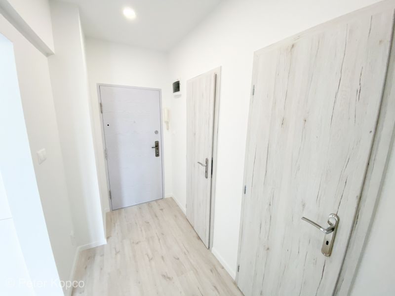 FOX - REZERVOVANÉ * 2 izbový byt * Hospodárska * kompletná rekonštrukcia * loggia - 11