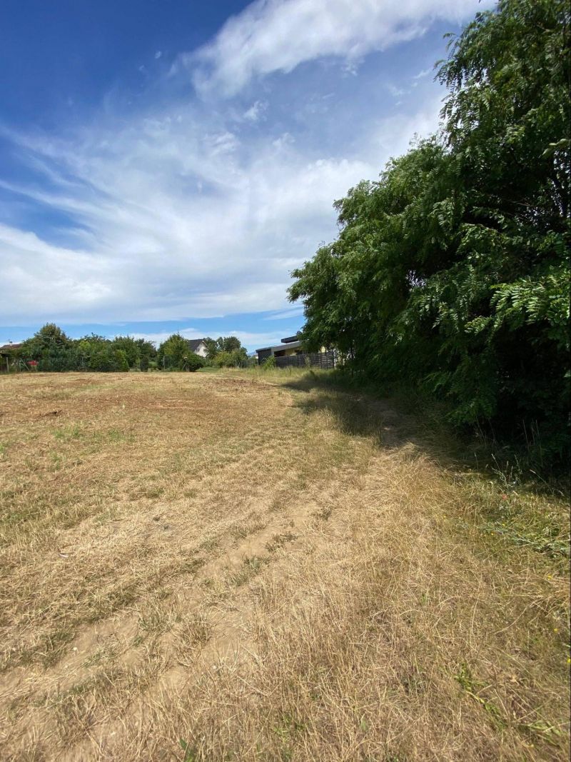 FOX - Ideálny pozemok pre rodinný dom v rozvíjajúcej sa časti obce Budmerice - 4